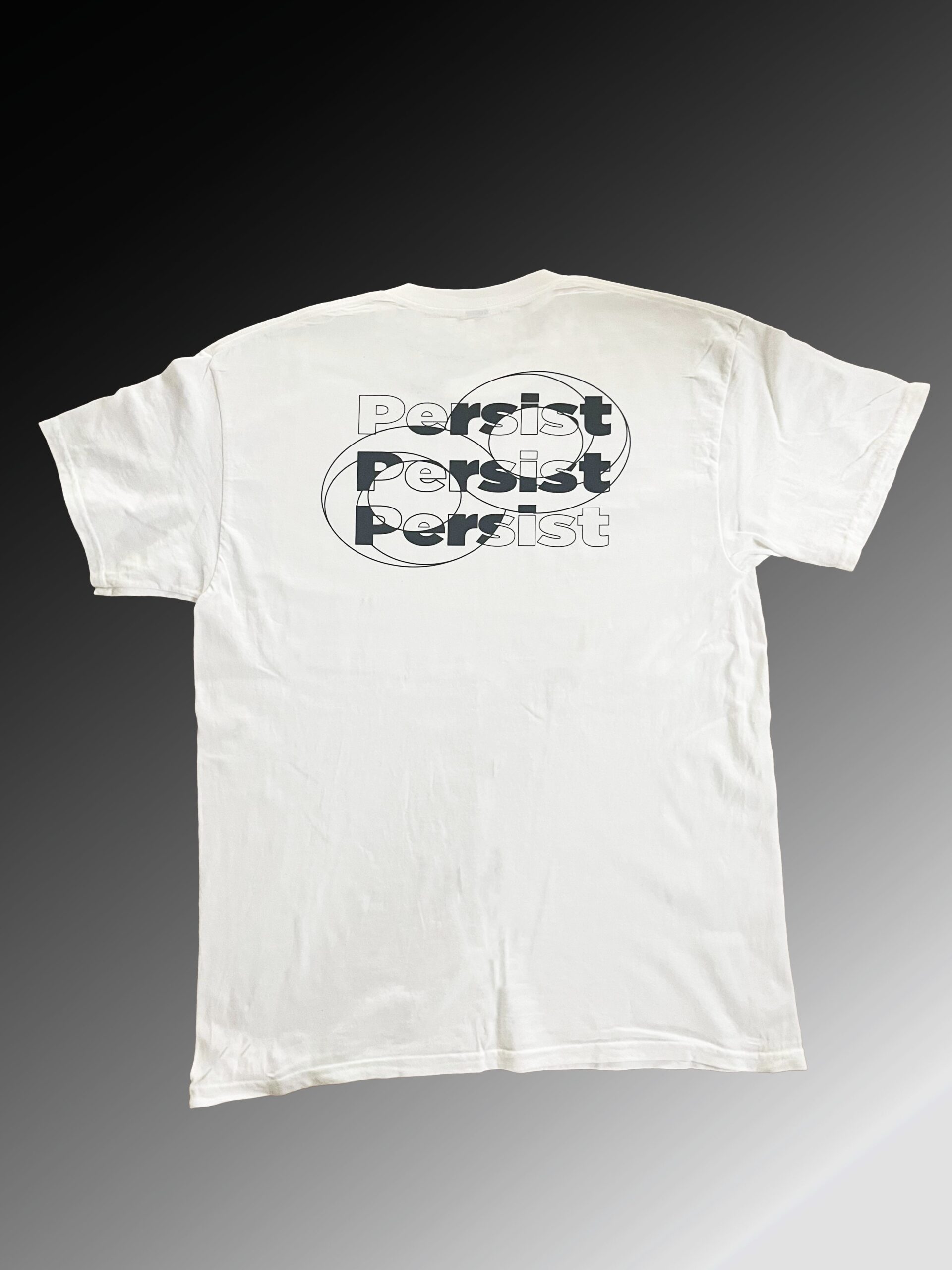 STRAUM White and Black detail